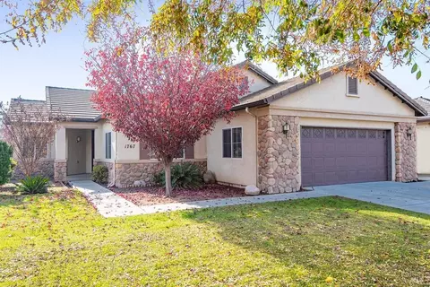 1767 Arneis Ave, Tulare, CA 93274