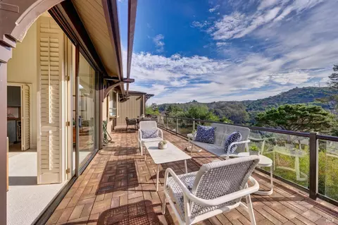 341 Carrera Dr, Mill Valley, CA 94941 photo 20