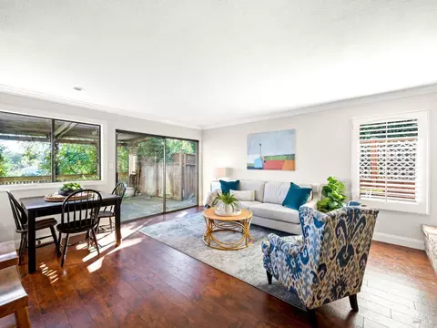 136 Pajaro Way, Vallejo, CA 94591 photo 2