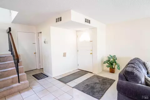 106 Evergreen Way, Vallejo, CA 94591 photo 6