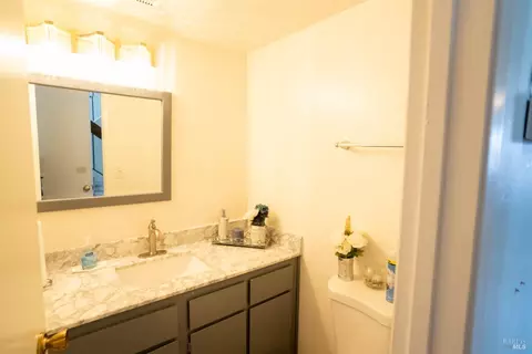 106 Evergreen Way, Vallejo, CA 94591 photo 8