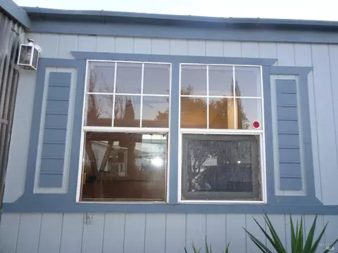 190 Granada Dr, Fairfield, CA 94533 photo 3