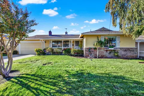 2169 Holbrook Dr, Concord, CA 94519