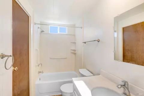 55 E Napa Dr, Petaluma, CA 94954 photo 17