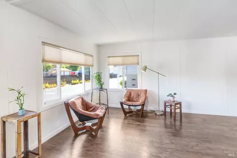 55 E Napa Dr, Petaluma, CA 94954 photo 6