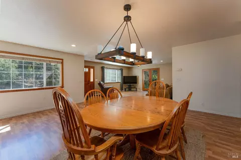 1776 Ridge Rd, Ukiah, CA 95482 photo 9