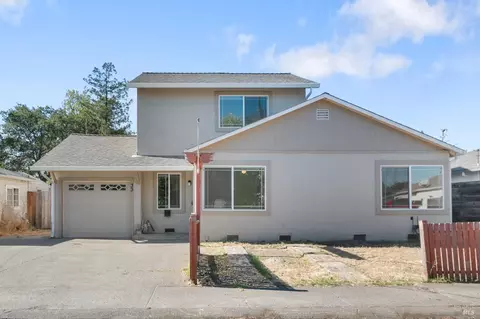 33 Harrison Ave, Napa, CA 94558