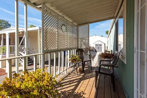 318 Mark Way, Napa, CA 94558 photo 3