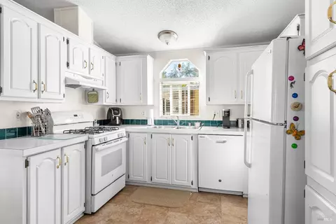 318 Mark Way, Napa, CA 94558 photo 9