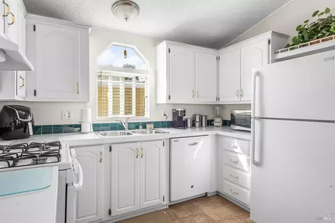 318 Mark Way, Napa, CA 94558 photo 8