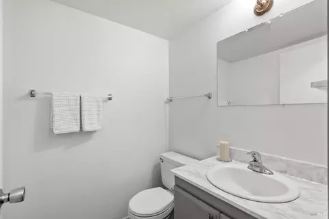 670 Devonshire Dr, Dixon, CA 95620 photo 43
