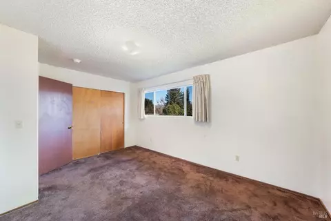Bedroom - 960 Marlene St, Ukiah, CA 95482 photo 7 of 10