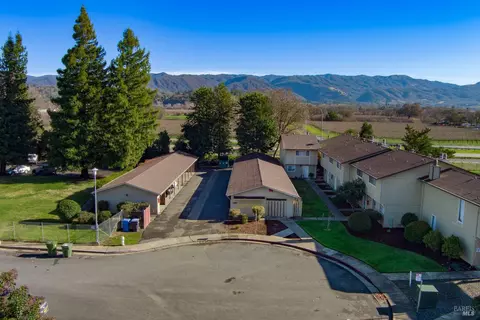 View/Area - 960 Marlene St, Ukiah, CA 95482 photo 3 of 16