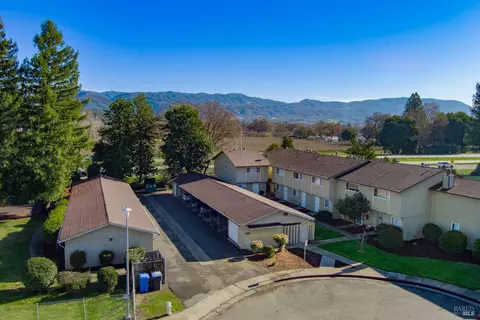 View/Area - 960 Marlene St, Ukiah, CA 95482 photo 7 of 16
