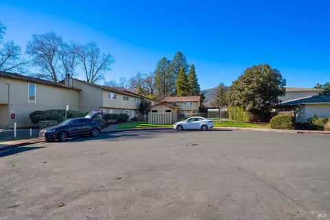Exterior - 960 Marlene St, Ukiah, CA 95482 photo 8 of 16