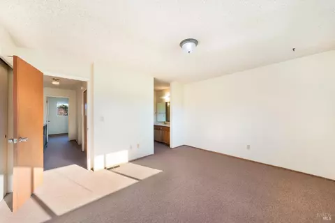 Bedroom - 960 Marlene St, Ukiah, CA 95482 photo 4 of 10