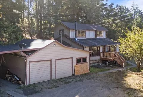 44771 Jackson St, Mendocino, CA 95460