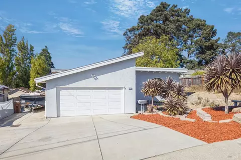 2525 Kavanagh Rd, San Pablo, CA 94806