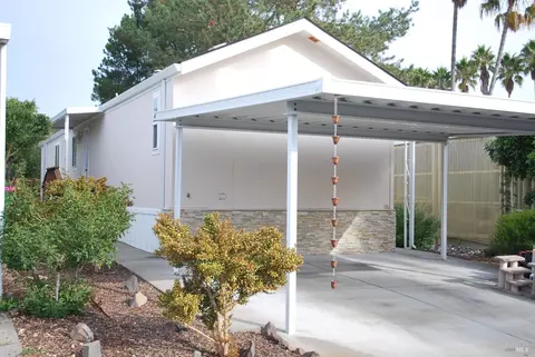 100 Drake Mews, Sonoma, CA 95476