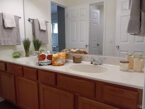 8720 Beverly Ln, Windsor, CA 95492 photo 33