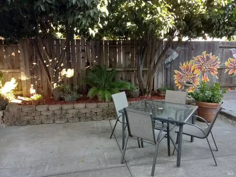 8720 Beverly Ln, Windsor, CA 95492 photo 52