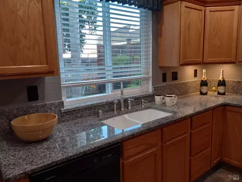 8720 Beverly Ln, Windsor, CA 95492 photo 22