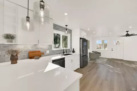 300 Shasta St, Vallejo, CA 94590 photo 10