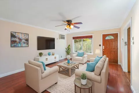257 Circle Dr, Vacaville, CA 95688 photo 4