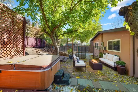 257 Circle Dr, Vacaville, CA 95688 photo 17