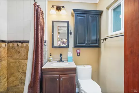 257 Circle Dr, Vacaville, CA 95688 photo 9