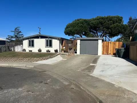 123 Ridgewood Ct, Vallejo, CA 94591