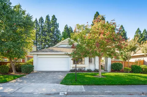 140 S Temelec Cir, Sonoma, CA 95476