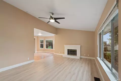 144 Fulton Pl, Windsor, CA 95492 photo 6
