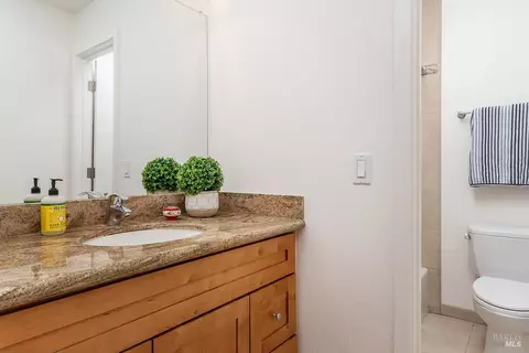 Bath - 5 Deuce Ct, Fairfax, CA 94930 photo 2 of 2