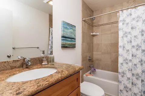 Bath - 5 Deuce Ct, Fairfax, CA 94930 photo 1 of 2