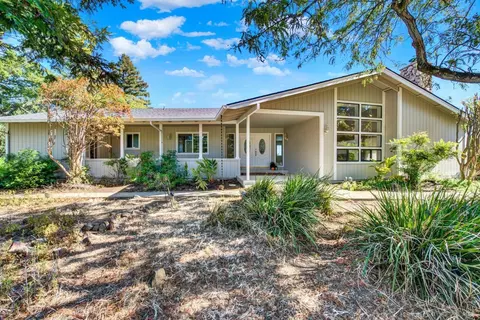 4115 Hilltop Ln, Vacaville, CA 95688