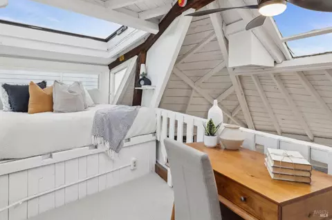 21 Yellow Ferry Dock, Sausalito, CA 94965 photo 27