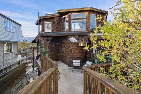 21 Yellow Ferry Dock, Sausalito, CA 94965 photo 35