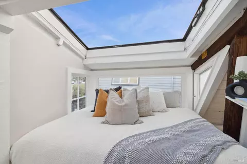 21 Yellow Ferry Dock, Sausalito, CA 94965 photo 25