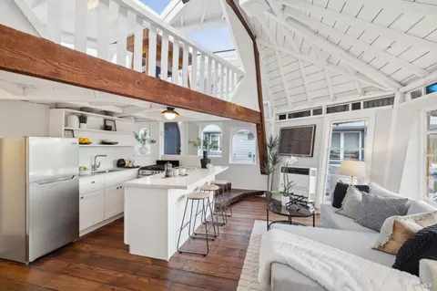 21 Yellow Ferry Dock, Sausalito, CA 94965 photo 11