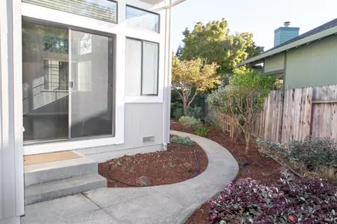 150 Saint James Dr, Sonoma, CA 95476 photo 9