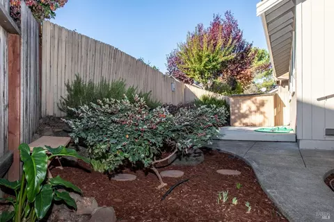 150 Saint James Dr, Sonoma, CA 95476 photo 8