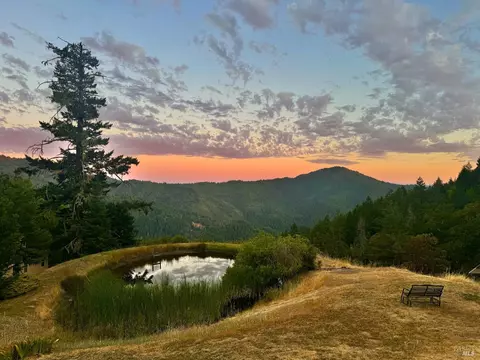 5600 Westview Rd, Willits, CA 95490 photo 2