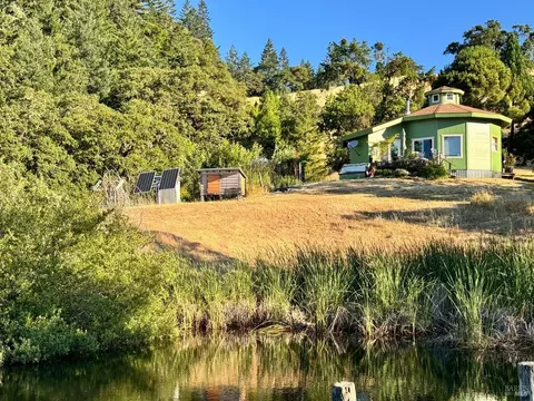 5600 Westview Rd, Willits, CA 95490