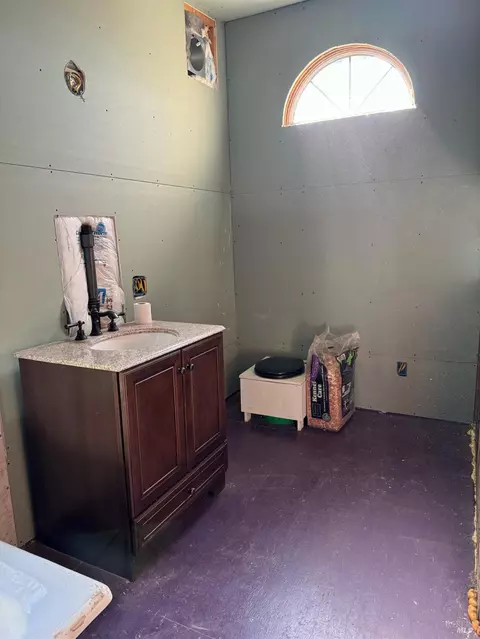 5600 Westview Rd, Willits, CA 95490 photo 13