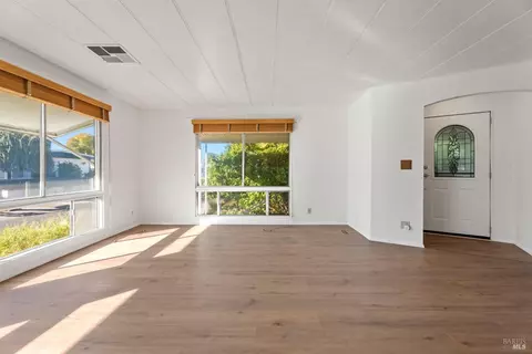 460 E Gobbi St #27, Ukiah, CA 95482 photo 5