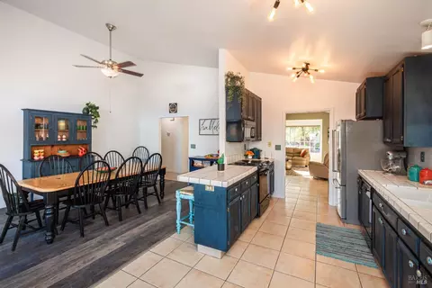 104 Wallace Ln, Cloverdale, CA 95425 photo 14