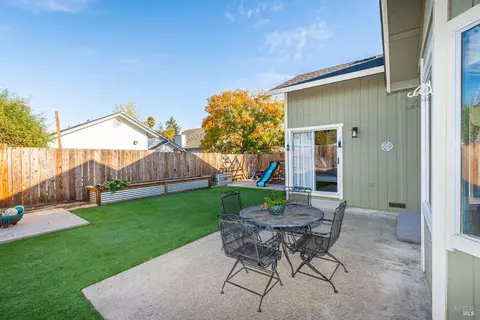 104 Wallace Ln, Cloverdale, CA 95425 photo 33