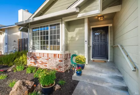 104 Wallace Ln, Cloverdale, CA 95425 photo 5