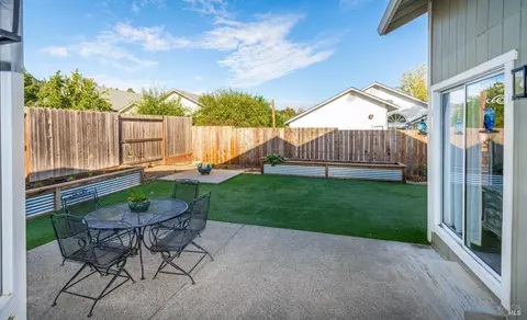 104 Wallace Ln, Cloverdale, CA 95425 photo 32
